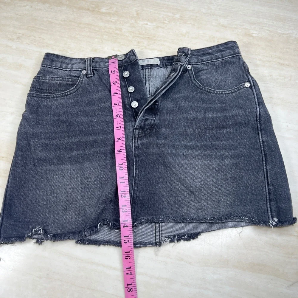 We The Free People Black Denim Mini Skirt Cinch Back Raw Hem Size 29 OB813134